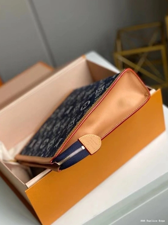 Aaa replica ru 1854 TOILETRY SINCE 26 POUCH VUITTON LOUIS 0818